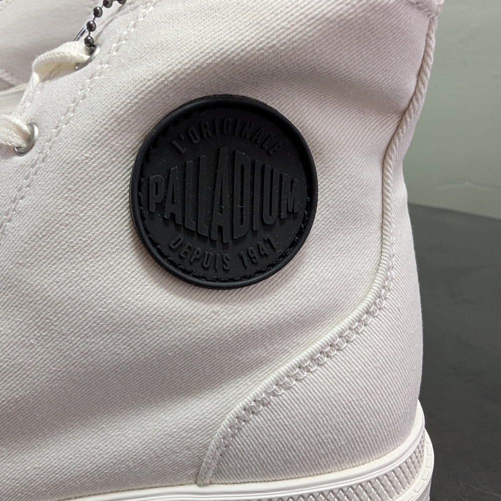 Palladium Women's Cream Combat Boots - Picture 2 of 9